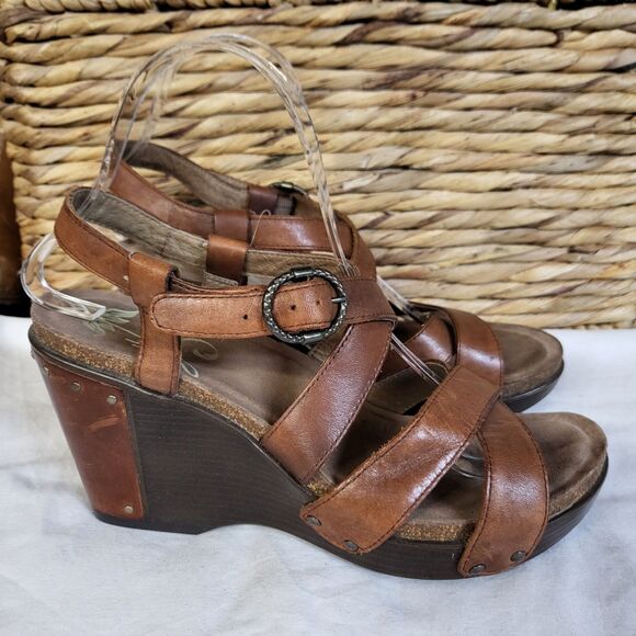Dansko Shoes - DANSKO FRIDA Sandals Womens 9 39 Brown Leather Strappy Wedge Heels Platform